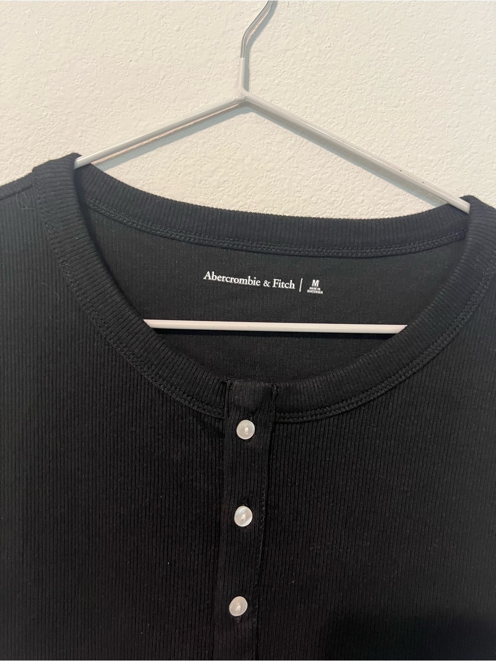 Abercrombie & Fitch Black Rib Crew Button up Top - Picture 3 of 7